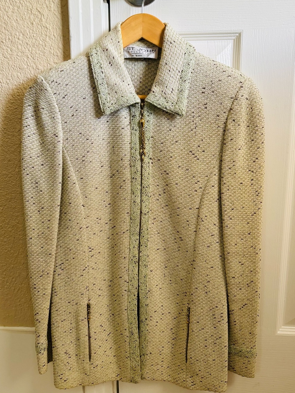 St. John Collection Light Green Speckled Knit Zip Jacket